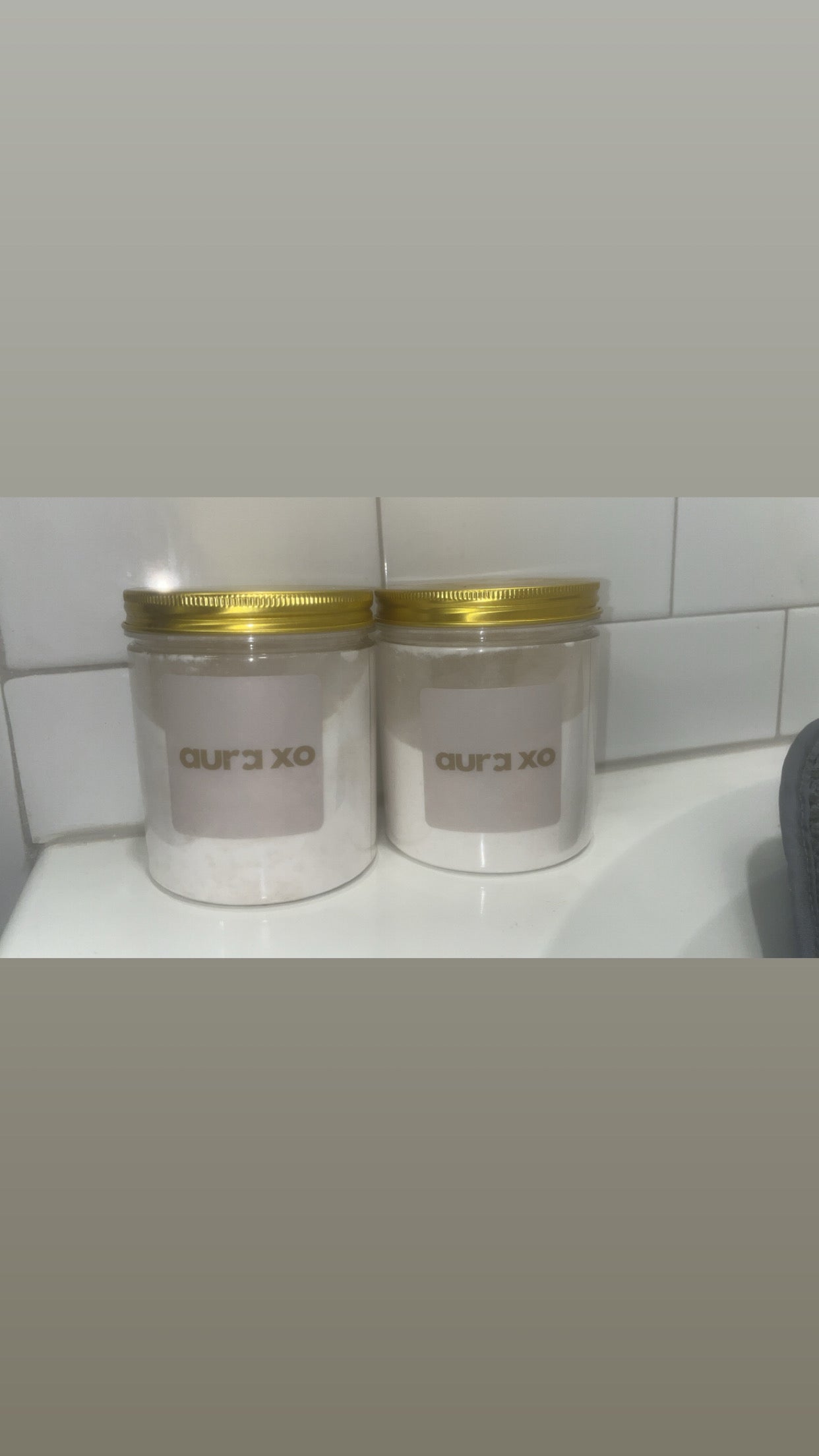 Aura XO's Radiance Glow Powder